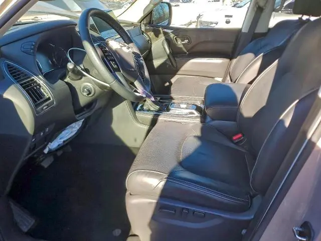 2023 INFINITI QX80 LUXE  
