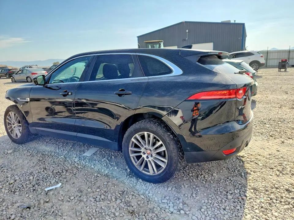 2020 JAGUAR F-PACE PRESTIGE  