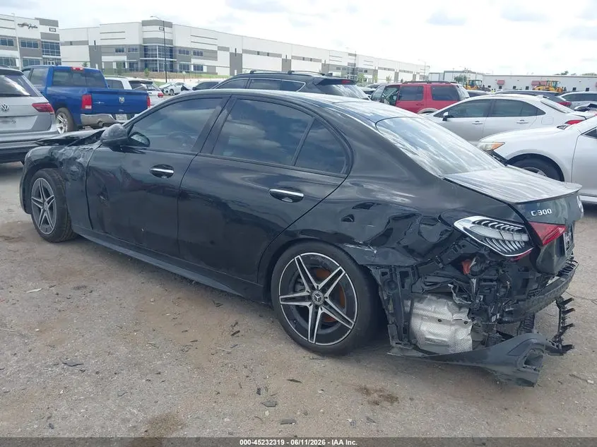 2024 MERCEDES-BENZ C 300  