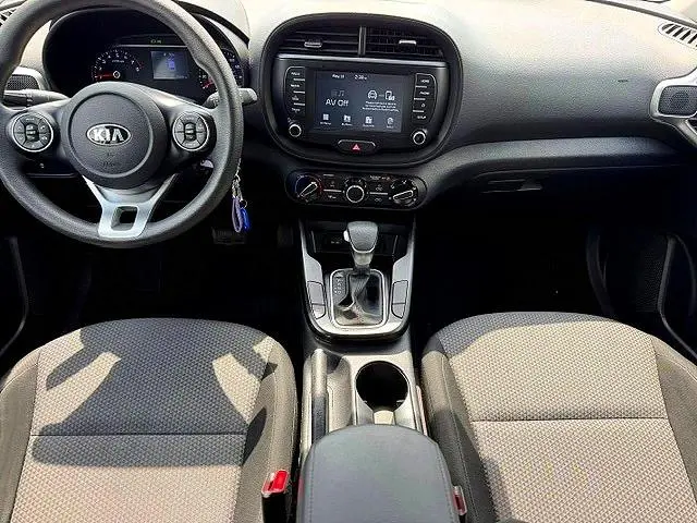 2020 KIA SOUL LX  