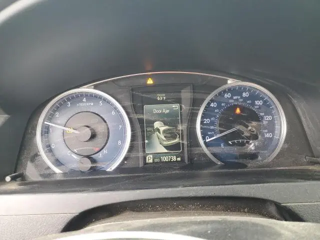 2016 TOYOTA CAMRY LE  