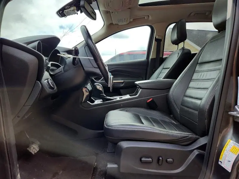 2019 FORD ESCAPE TITANIUM  