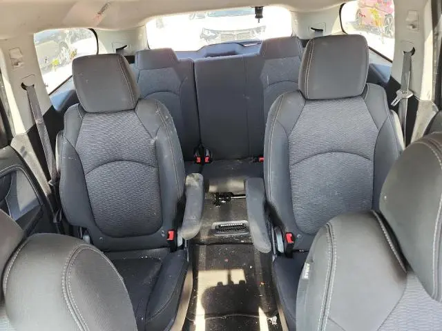 2016 CHEVROLET TRAVERSE LT  