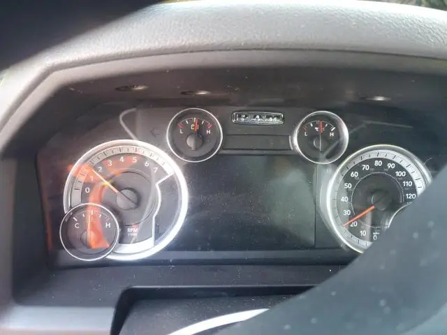 2013 RAM 1500 SLT