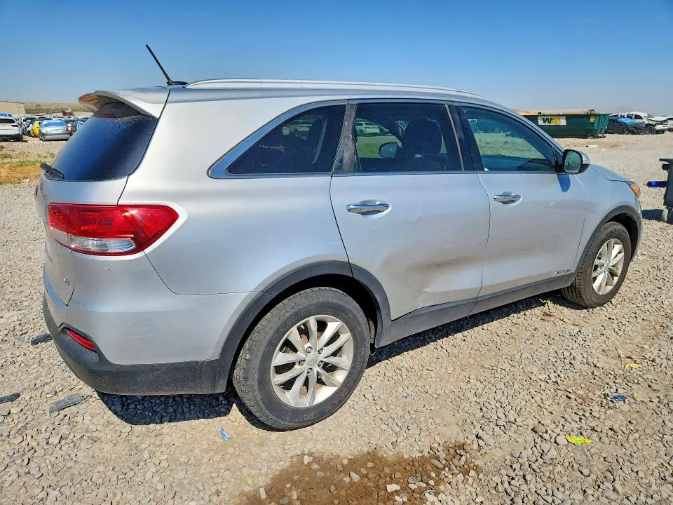2017 KIA SORENTO LX V6  