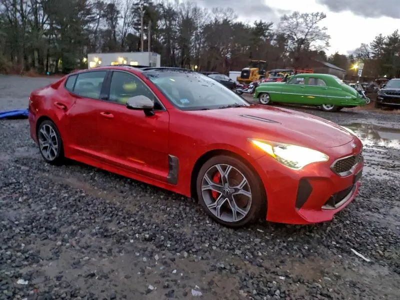 2018 KIA STINGER GT2  
