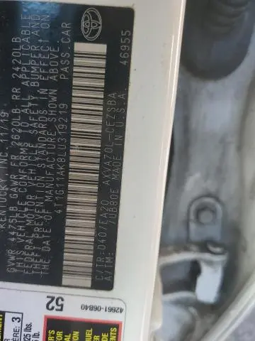 2020 TOYOTA CAMRY SE  