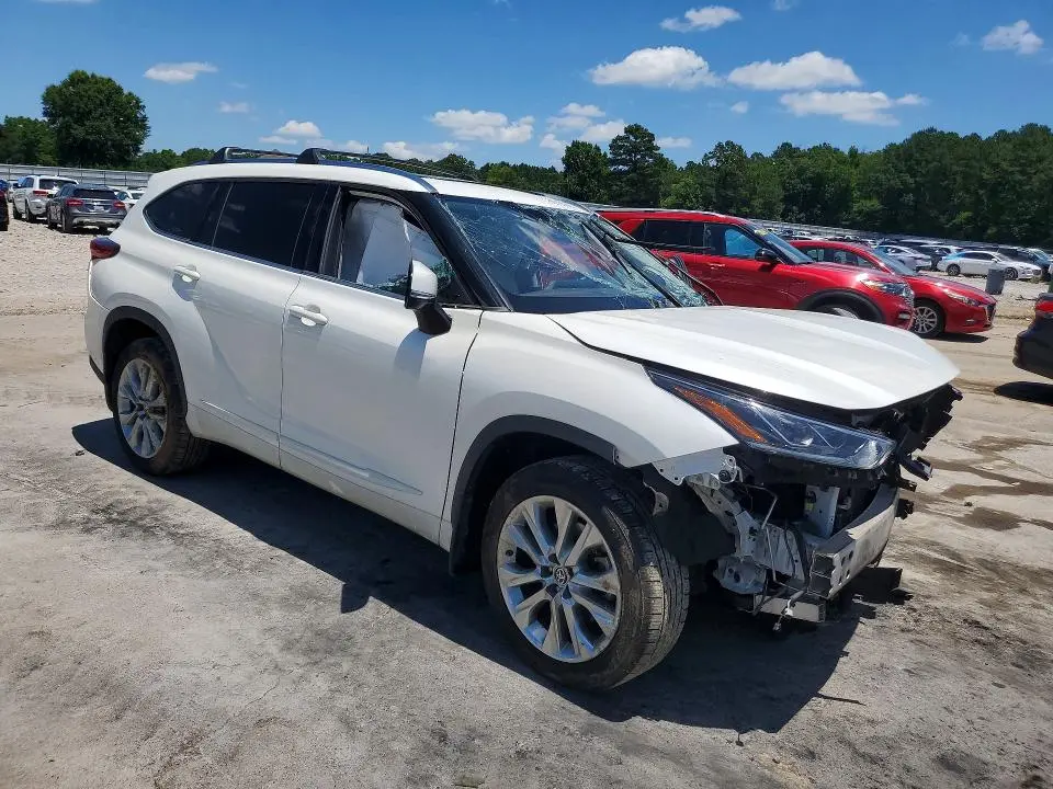 2020 TOYOTA HIGHLANDER LIMITED  