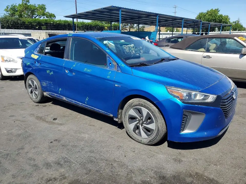 2017 HYUNDAI IONIQ SEL  