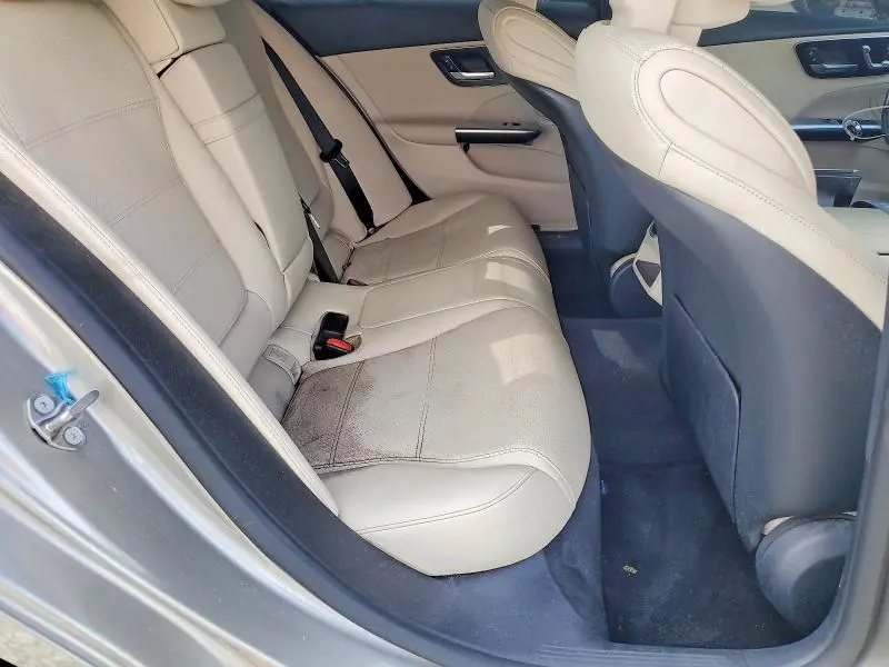 2023 MERCEDES-BENZ C 300  