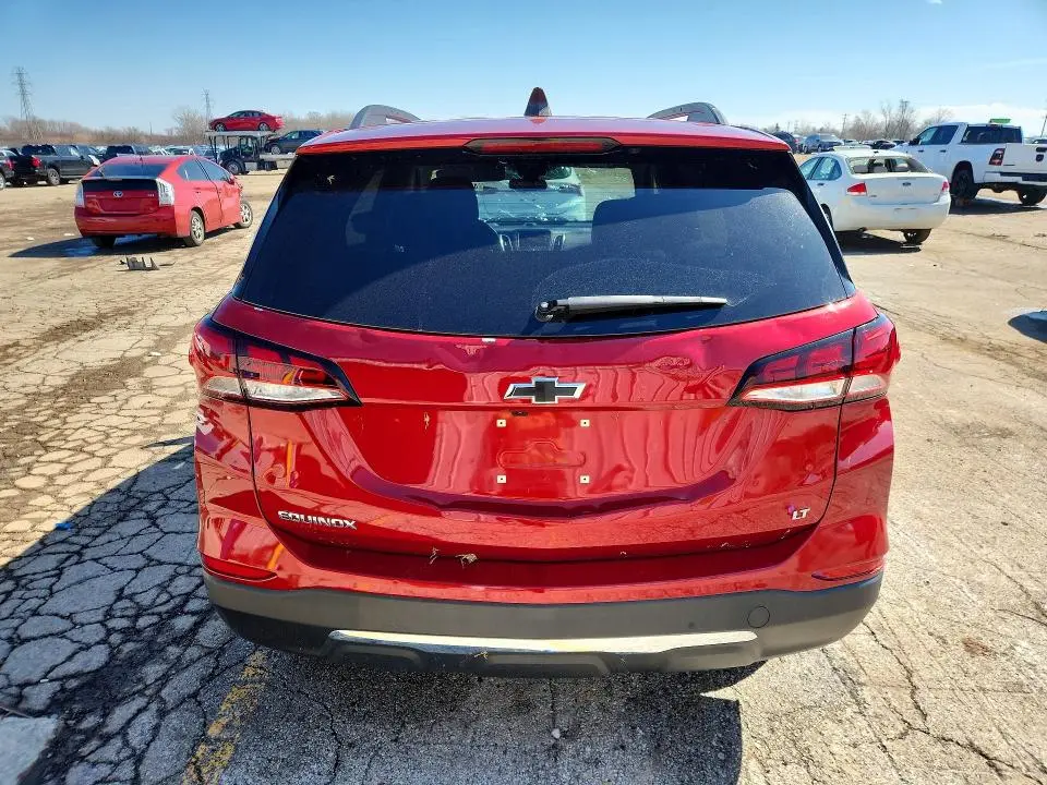 2022 CHEVROLET EQUINOX LT  