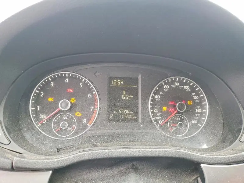 2012 VOLKSWAGEN PASSAT S  