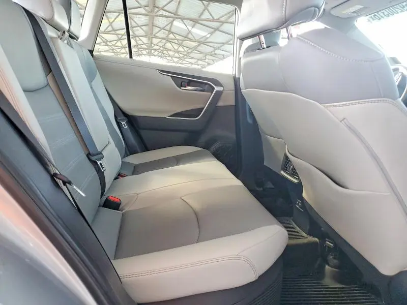 2024 TOYOTA RAV4 LIMITED  