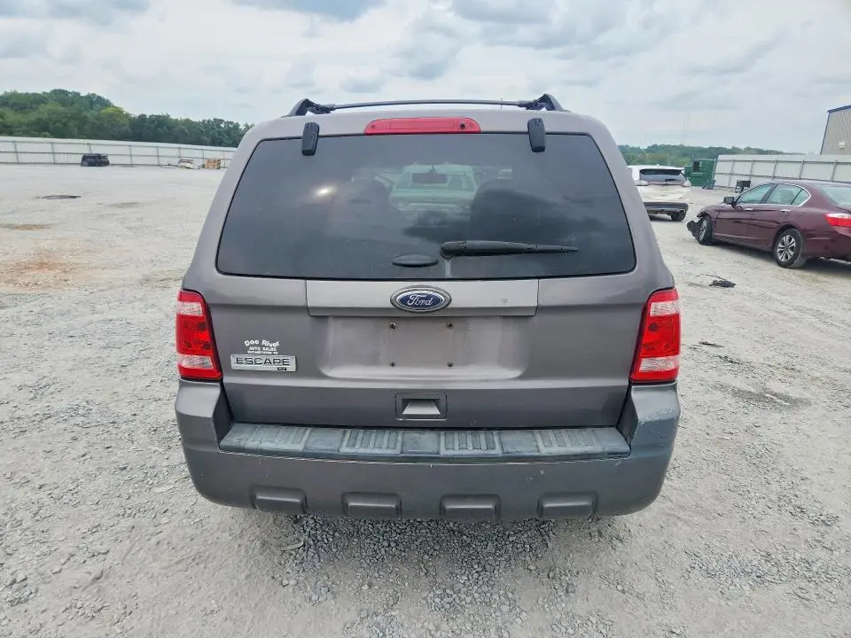 2012 FORD ESCAPE XLT  