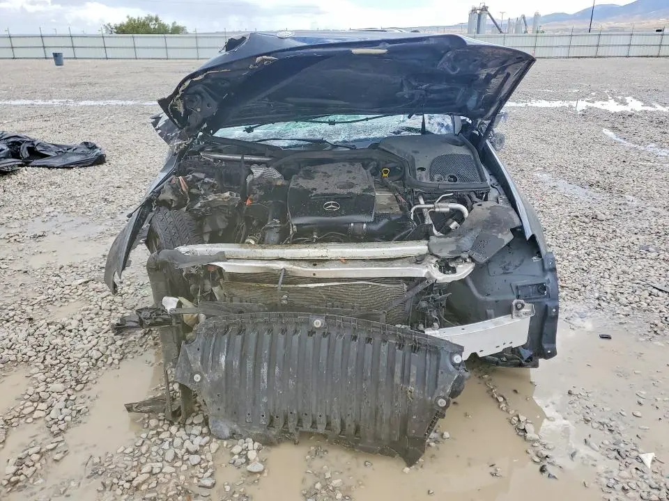 2017 MERCEDES-BENZ E 300  