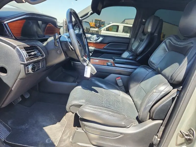 2019 LINCOLN NAVIGATOR SELECT  