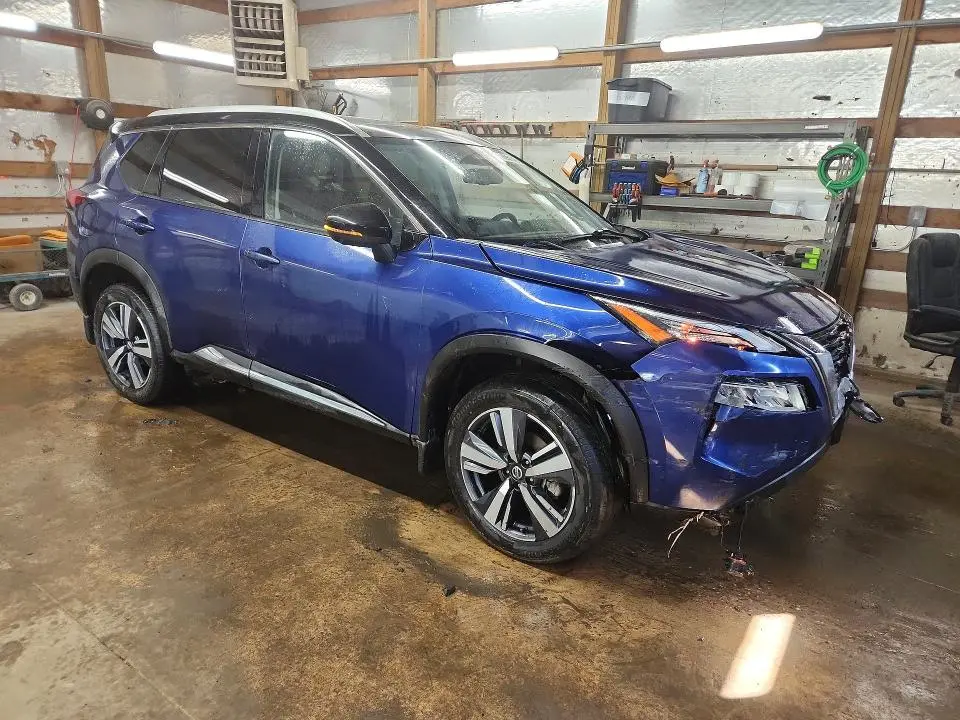 2021 NISSAN ROGUE SL  