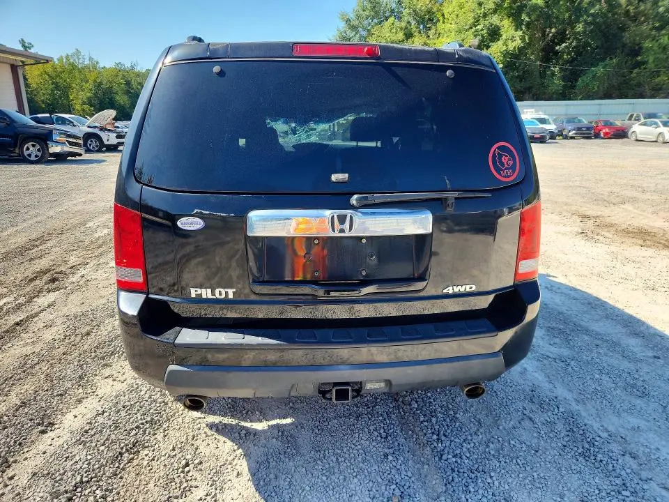 2011 HONDA PILOT EX  