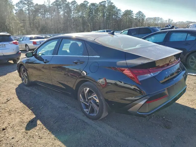 2024 HYUNDAI ELANTRA SEL  