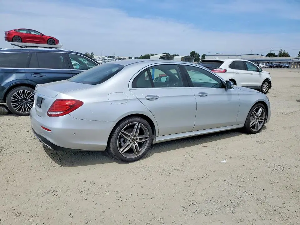 2018 MERCEDES-BENZ E 300  