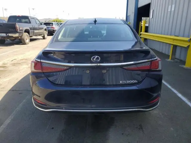 2022 LEXUS ES 300H BASE  