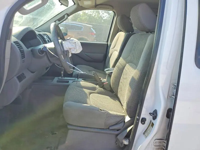 2012 NISSAN FRONTIER S  