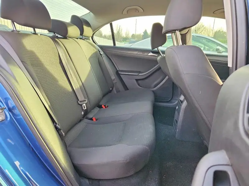 2015 VOLKSWAGEN JETTA BASE  