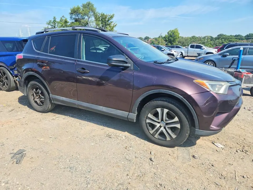 2016 TOYOTA RAV4 LE  