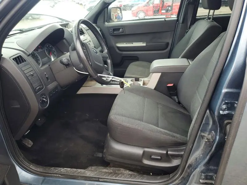 2010 FORD ESCAPE XLT  