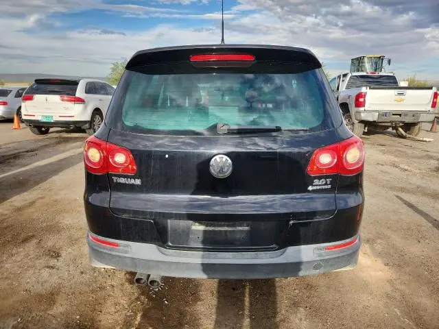 2011 VOLKSWAGEN TIGUAN S  
