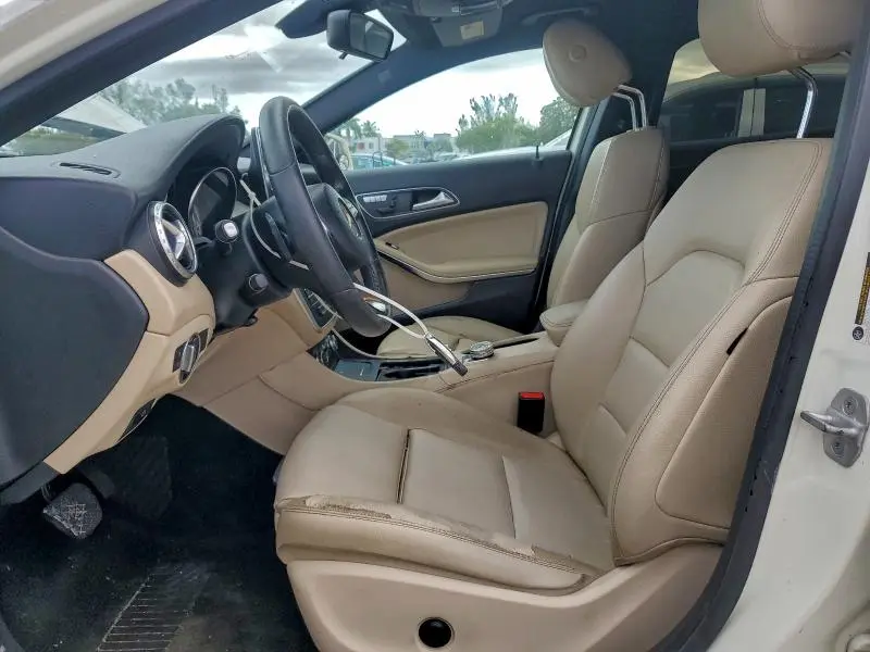 2017 MERCEDES-BENZ GLA 250  