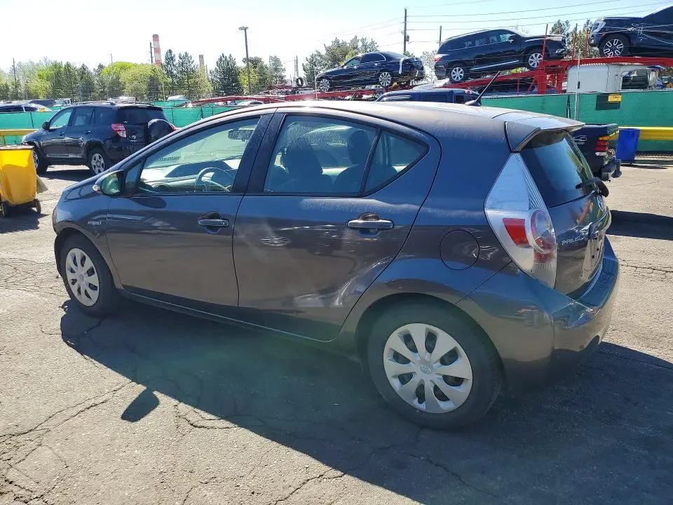 2013 TOYOTA PRIUS C TWO  