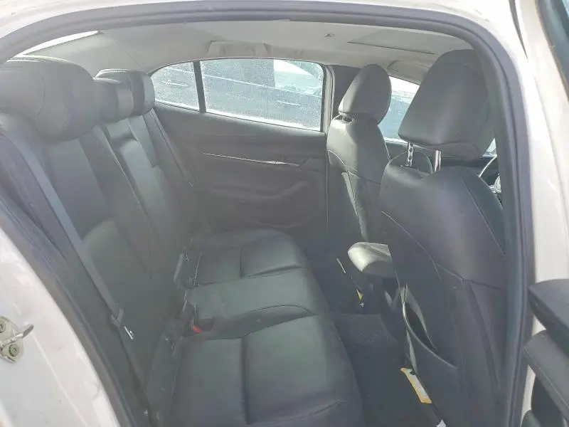 2021 MAZDA 3 PREFERRED  