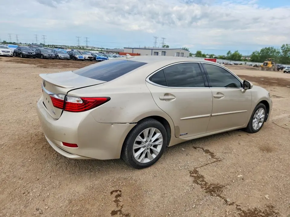 2013 LEXUS ES 300H  