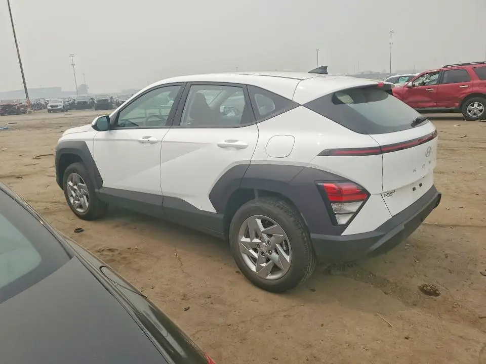2024 HYUNDAI KONA SE  