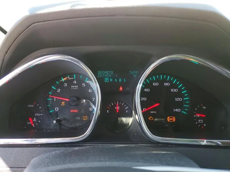 2012 CHEVROLET TRAVERSE LT  