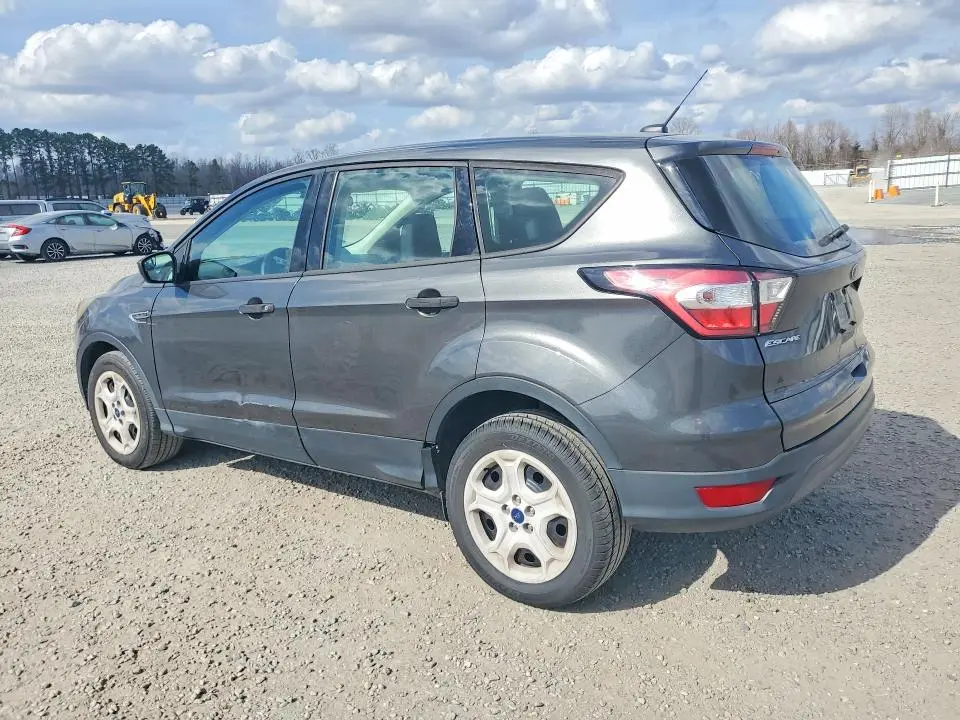 2018 FORD ESCAPE S  