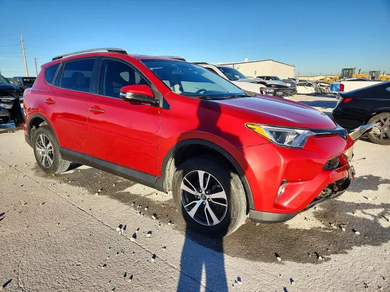 2016 TOYOTA RAV4 XLE  