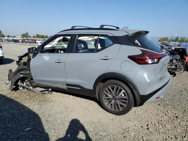 2021 NISSAN KICKS SR