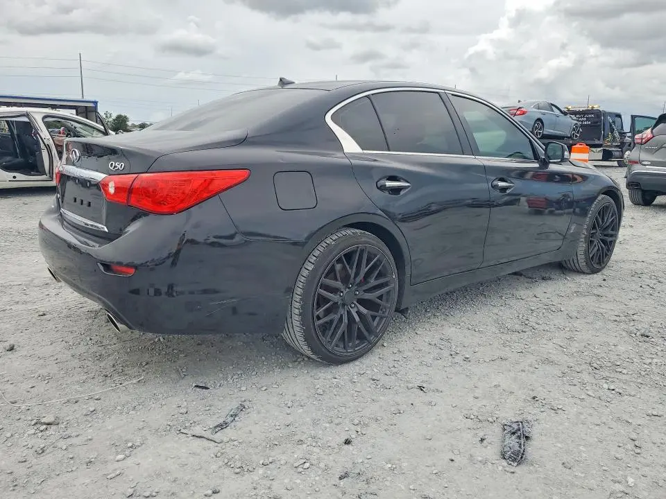 2017 INFINITI Q50 BASE  