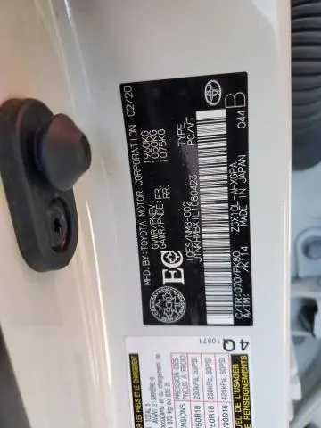 2020 TOYOTA C-HR XLE  