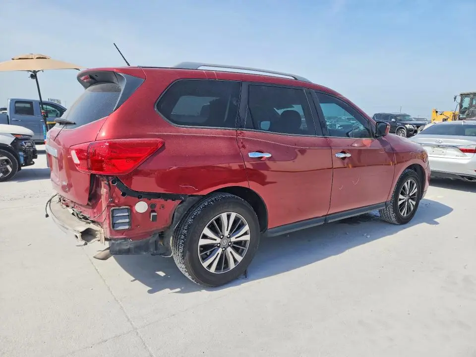 2017 NISSAN PATHFINDER SV  