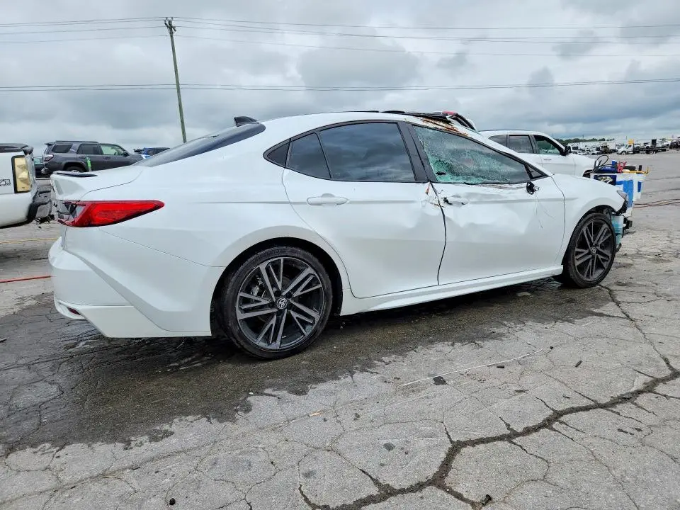 2025 TOYOTA CAMRY XSE  