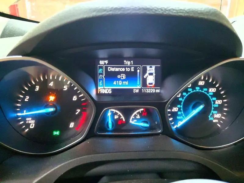 2015 FORD ESCAPE SE  