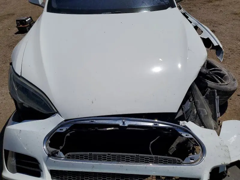 2014 TESLA MODEL S   