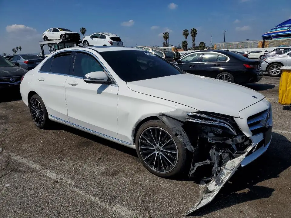 2019 MERCEDES-BENZ C 300  