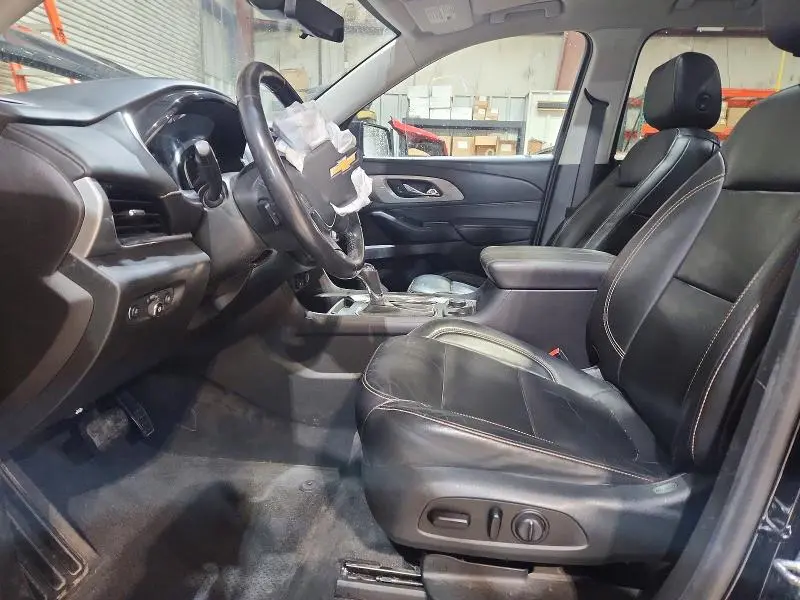2020 CHEVROLET TRAVERSE LT  