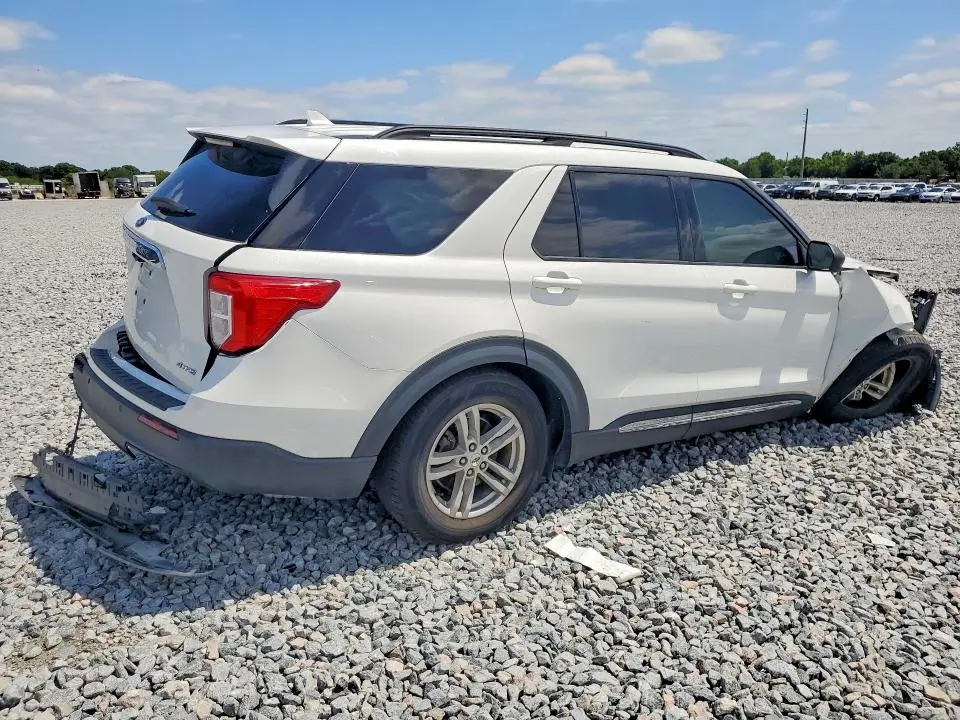 2021 FORD EXPLORER XLT  