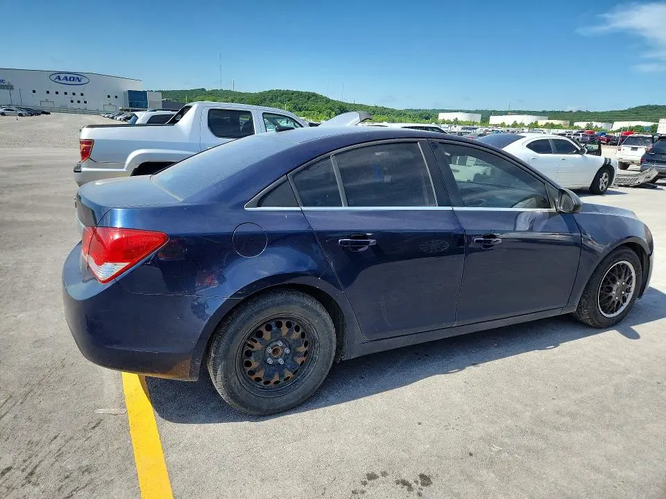 2011 CHEVROLET CRUZE LS  