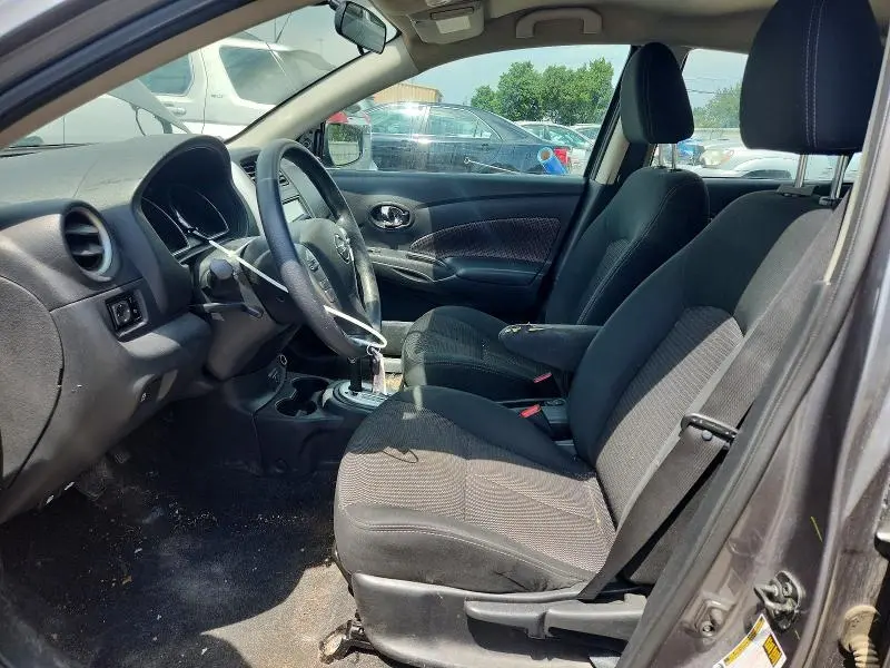 2019 NISSAN VERSA SV  